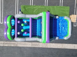 DJI 0356 1752769755 35ft Radical Run Obstacle Course with Splash Pad (I333)