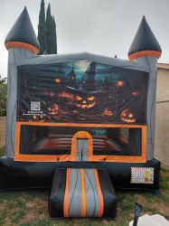 2226208563520779297 1761492676 Haunted Castle Bounce House
